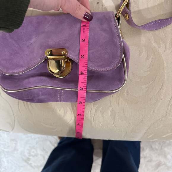 Vera Pelle Small Purple Suede Crossbody Bag - Picture 9 of 10